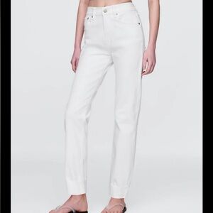 Gap Curvy 90s Straight High Rise